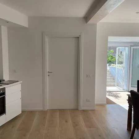 Loft 81, Incantevole, Ampio, In Zona Panoramica