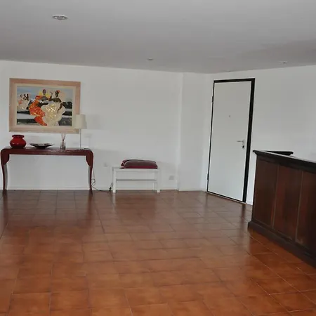 Apartment Loft 81, Incantevole, Ampio, In Zona Panoramica